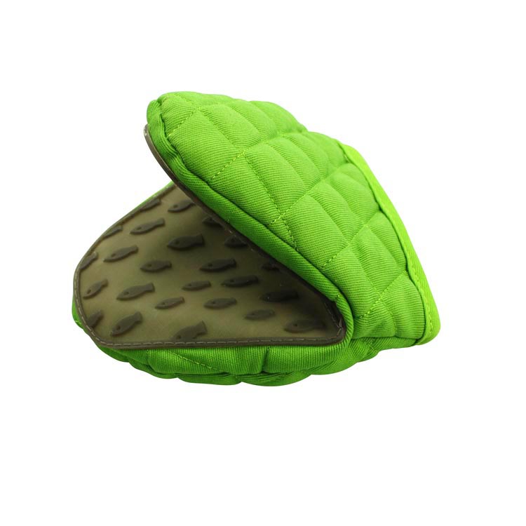 AY-BKS2044 silicone oven mitt